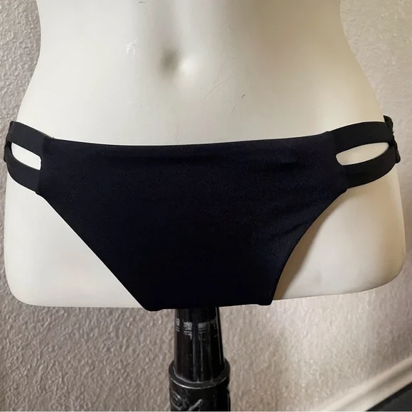 bikini ๐ bundle - Picture 2 of 16